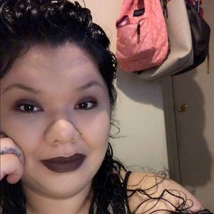 Meet your Posher, Araceli